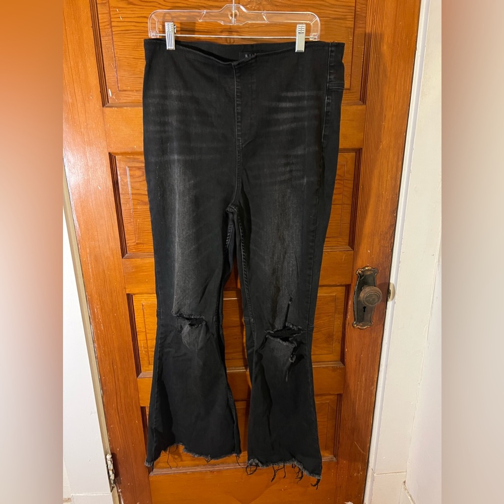 Risen Jeans